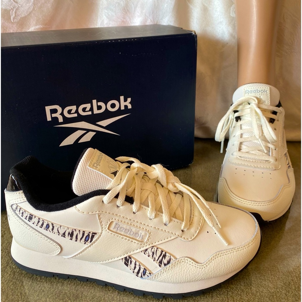 REEBOK CLASSIC HARMAN RUN WOMEN’S RUNNING SHOES